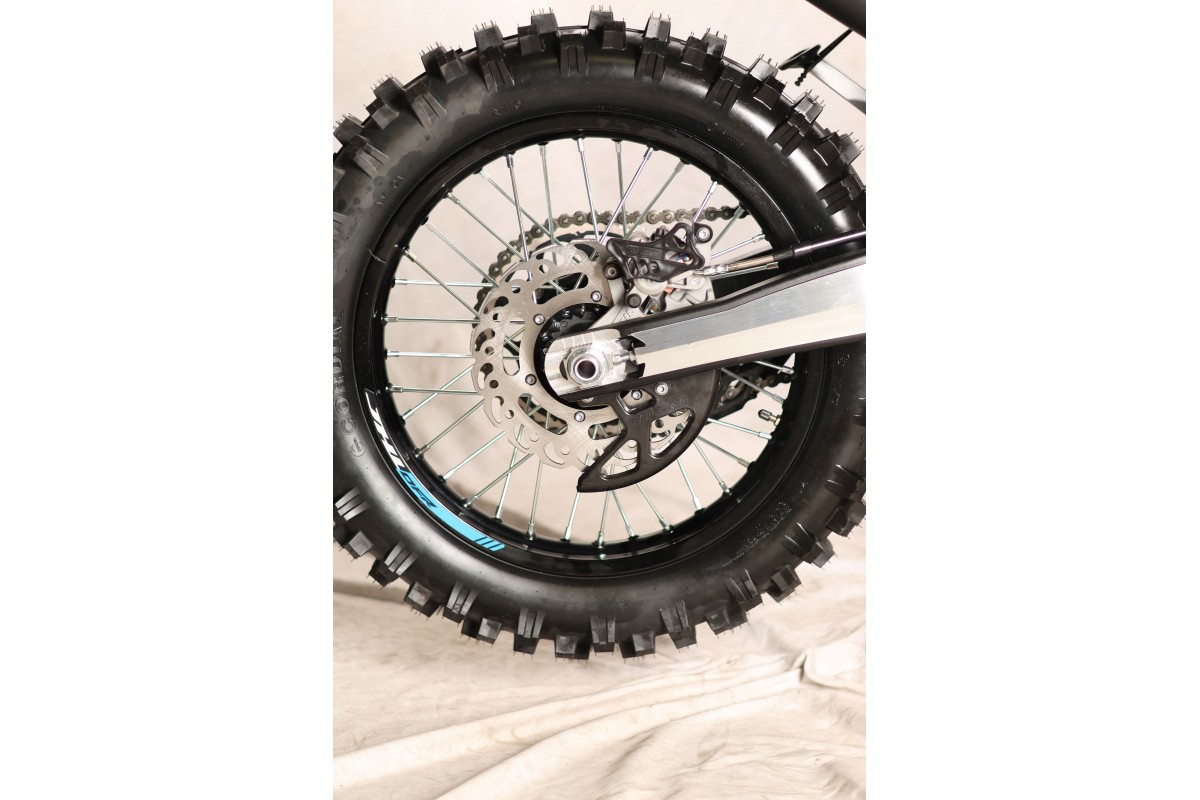 jhlmoto.ru-jhl-zr3-cb300rl-jhlofr-enduro-9-1200x800